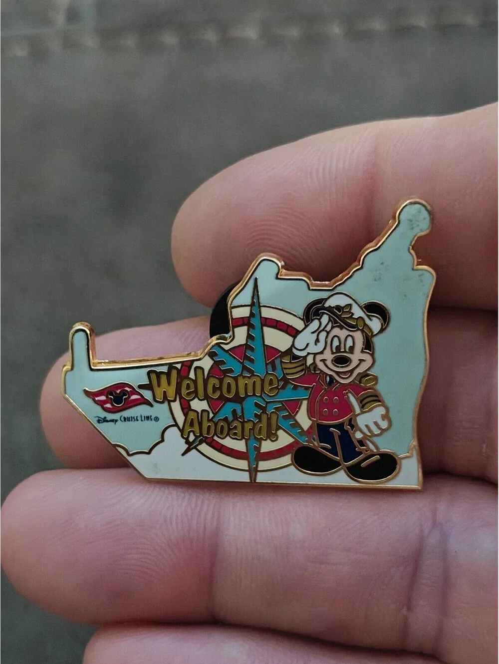 2008 Disney Cruise Line Gold Tone Enamel Pin Featuring Captain Mickey Mouse